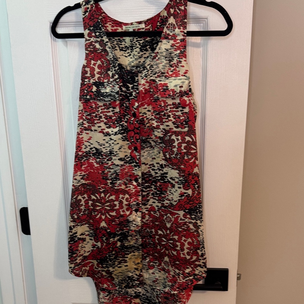 Collective Concepts Red and Cream Sleeveless Blouse